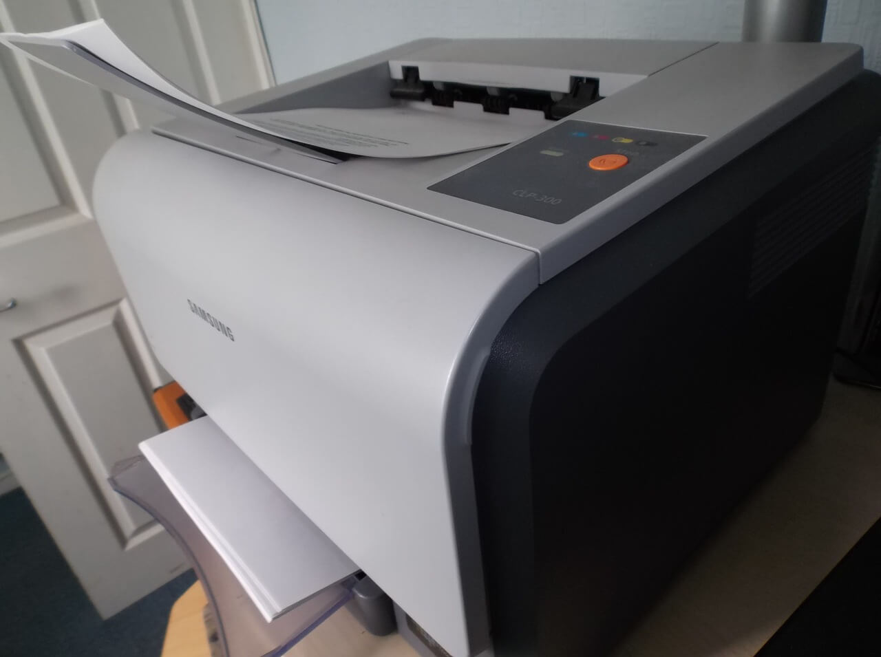 Typowa drukarka laserowa